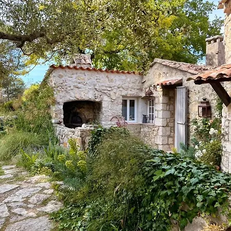 La Petite Bergerie בית הארחה 3*